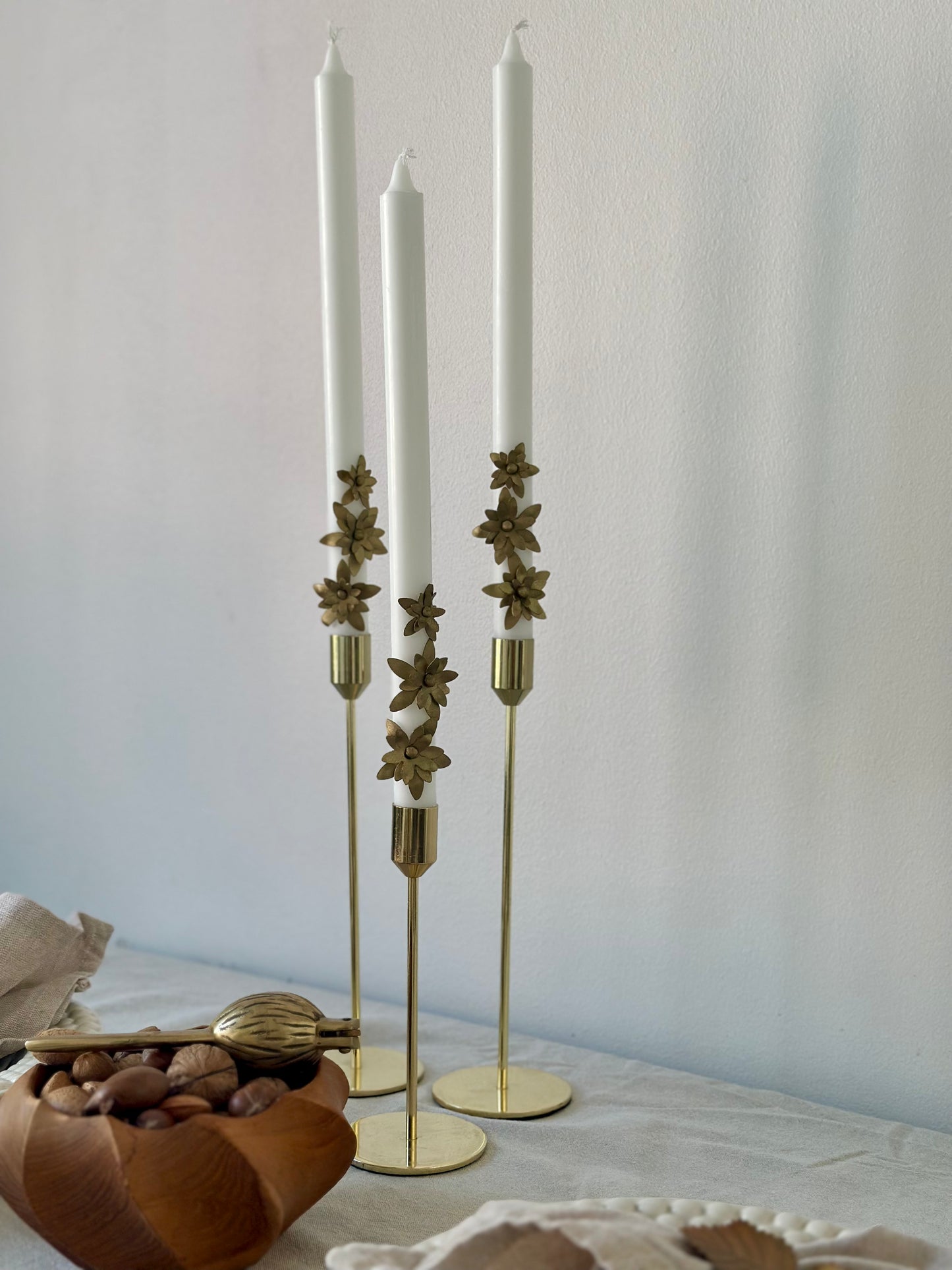Höga ljus med dekorativa blommor 35cm