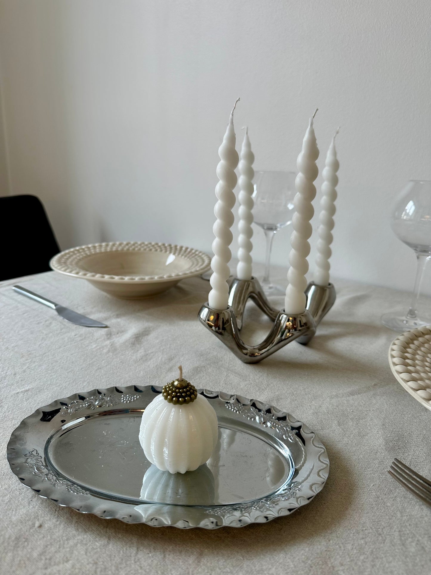 Räfflad julkula ljus