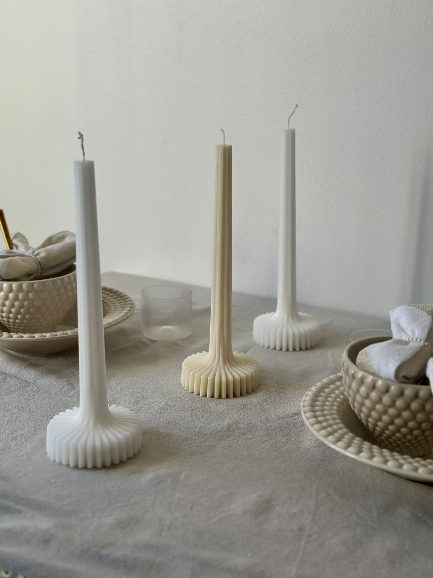 Högt minimalistiskt räfflat ljus (stl L)