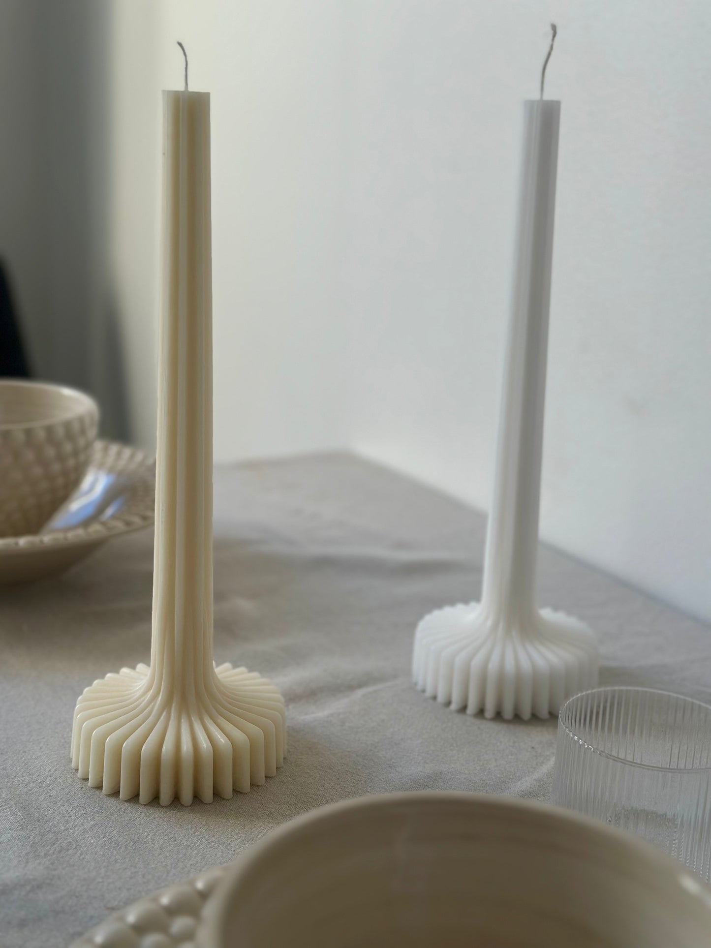 Högt minimalistiskt räfflat ljus (stl L)