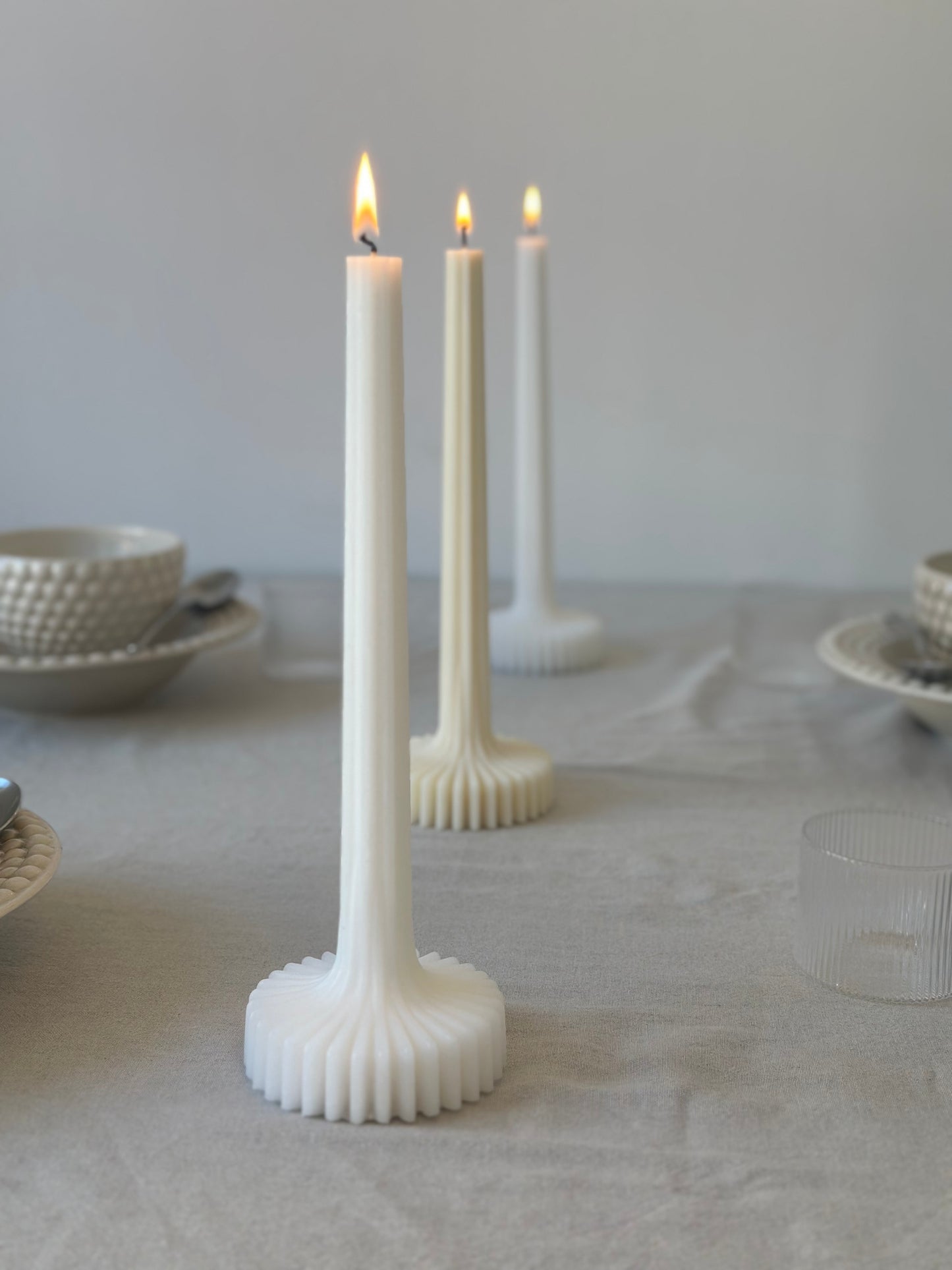 Högt minimalistiskt räfflat ljus (stl L)