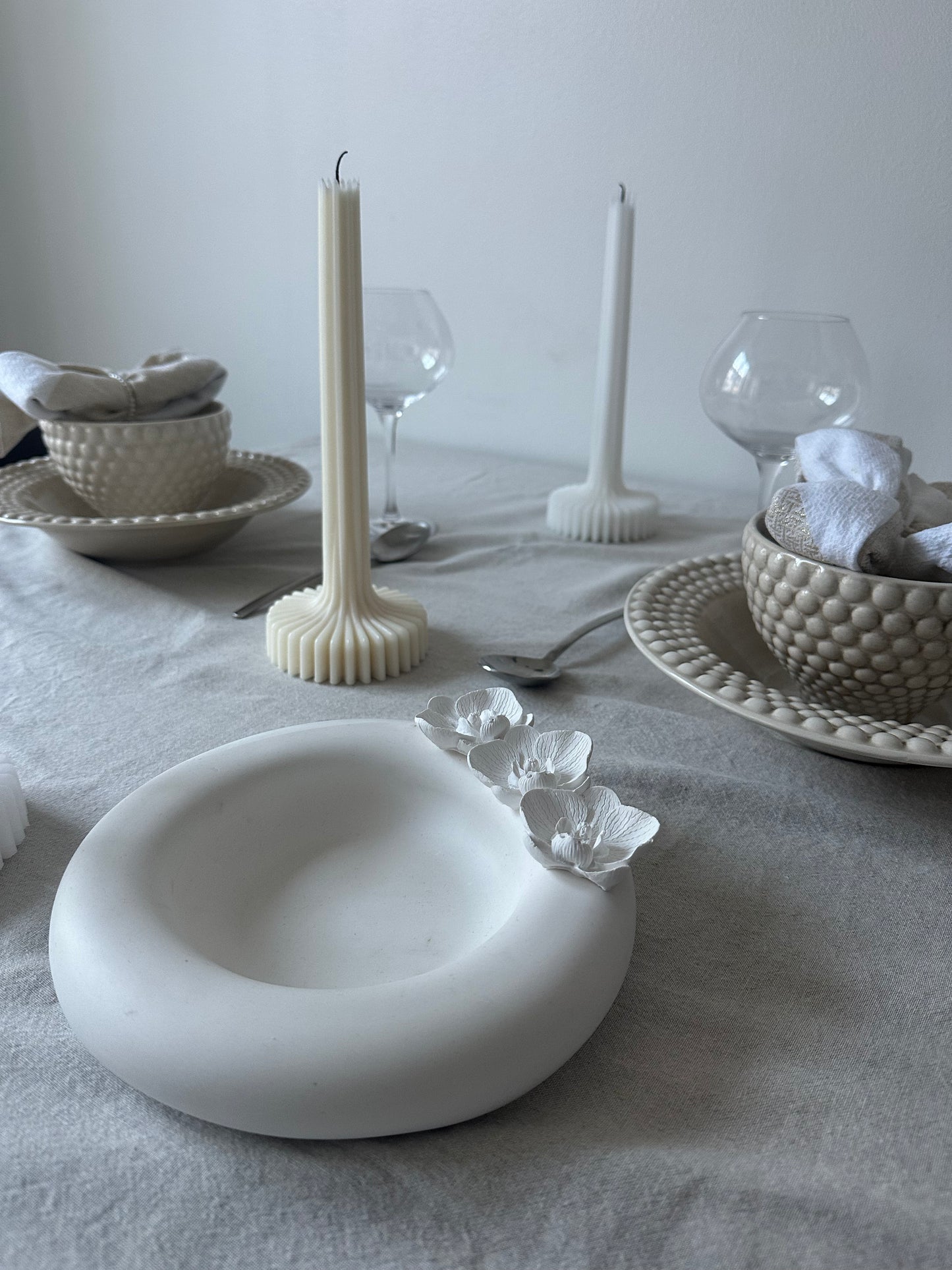 Handgjort orkidé fat