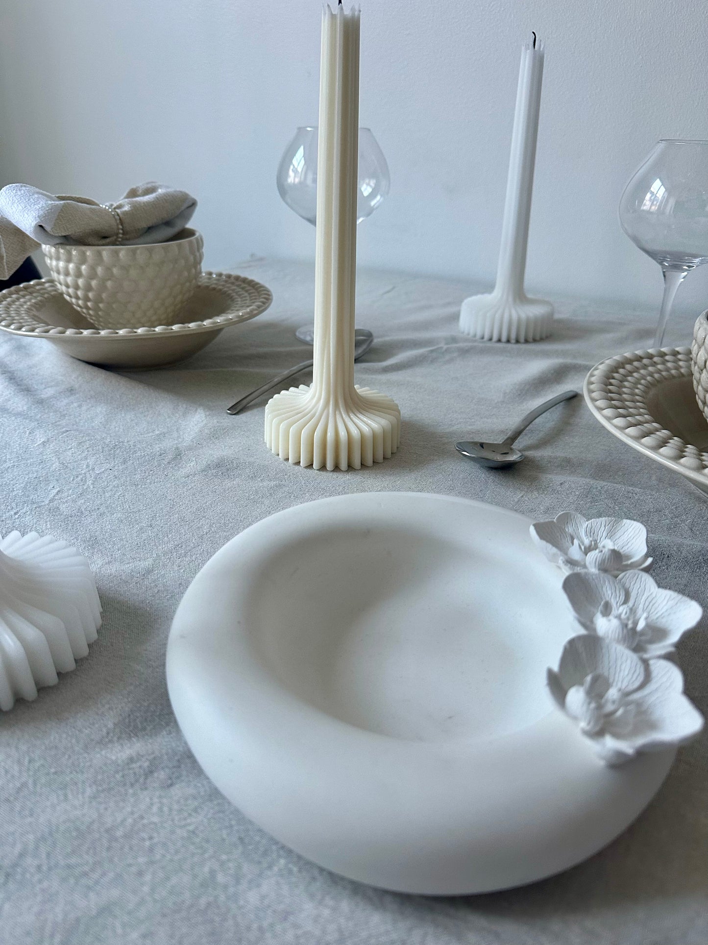 Handgjort orkidé fat